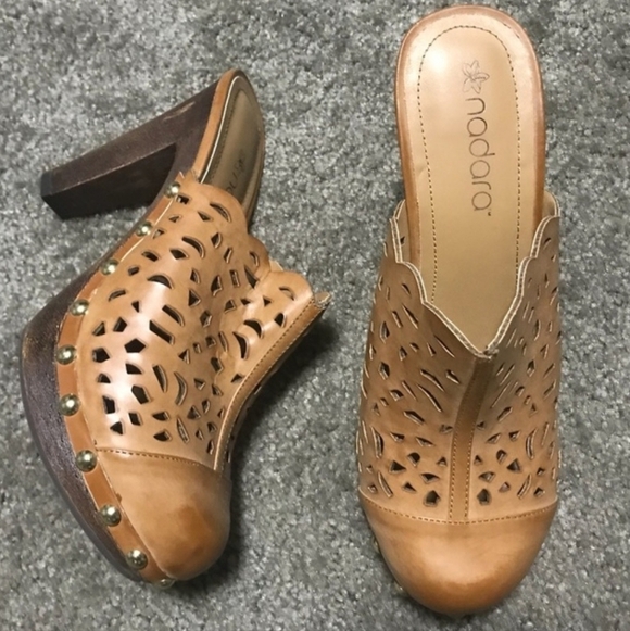 NADARA Tan Leather Clogs with Laser-Cut Design and Wooden Platform SIZE 8 - Picture 1 of 8
